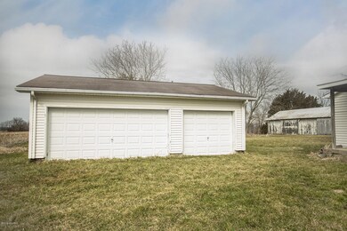 16658 Three Oaks Rd, Three Oaks, MI 49128 - photo 2
