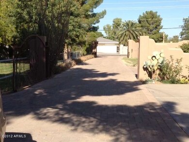 3421 E Mcdowell Rd, Mesa, AZ 85213 - photo 2