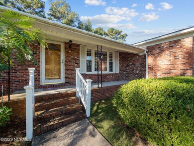 207 Pineview Rd, Jacksonville, NC 28546 - photo 3