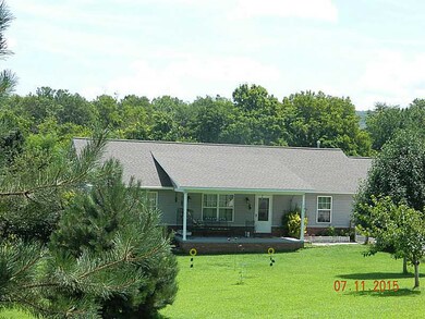 1320 Mcknight Ave, West Fork, AR 72774 - photo 4