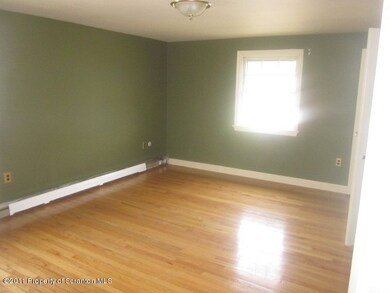 13 Tripp St, Forty Fort, PA 18704 - photo 7
