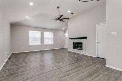 1104 Highpoint Rd, Bedford, TX 76022 - photo 3