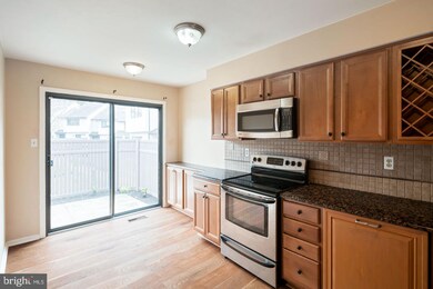 138 Montrose Ave unit 57, Bryn Mawr, PA 19010 - photo 4