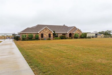 104 Hawk Ridge Rd, Decatur, TX 76234 - photo 2