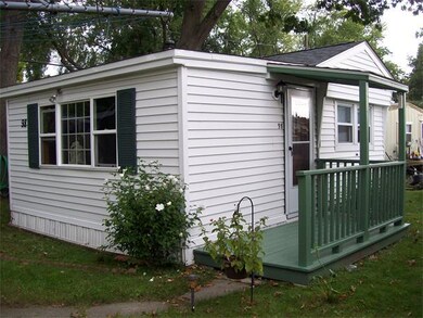 557-98 S West Cutoff Unit 98, Auburn, MA 01501 - photo 4