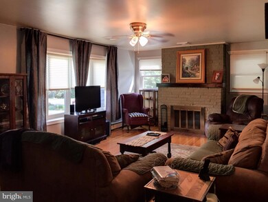 2905 Philadelphia Ave, Chambersburg, PA 17201 - photo 6