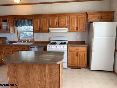 2307 W 42nd St unit 49, Scottsbluff, NE 69361 - photo 7