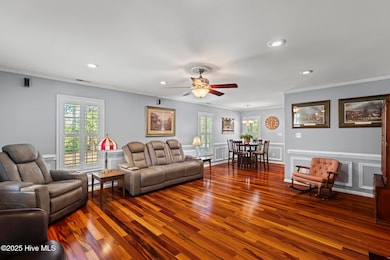 453 Padgett Rd, Maple Hill, NC 28454 - photo 4