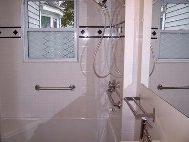 9 Emeline St, Randolph, MA 02368 - photo 6