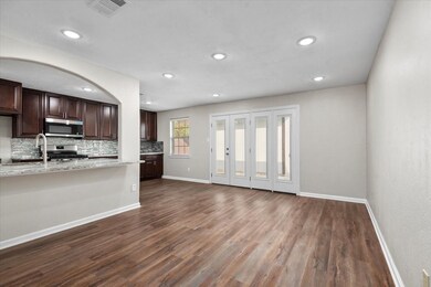 112 Grantham Rd, Baytown, TX 77521 - photo 4