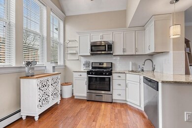 216 Middle St unit 3, East Weymouth, MA 02189 - photo 2