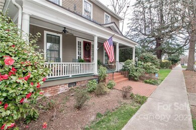 130 N Mulberry St, Statesville, NC 28677 - photo 2