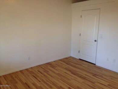mstr bedroom 2
