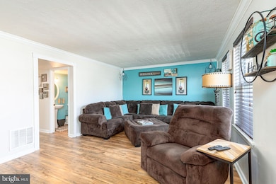 423 Liberty Ct, Edgewood, MD 21040 - photo 3