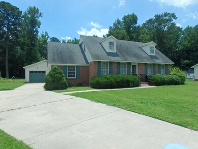 908 Daniel Dr, Jacksonville, NC 28540 - photo 2