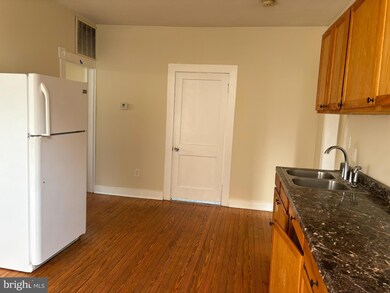 25 Egges Ln, Catonsville, MD 21228 - photo 6