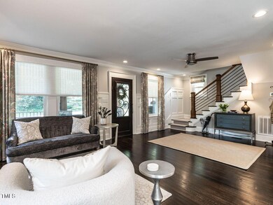 009-1280x960-living-room