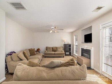 2108 Ballingarry Dr, Statesville, NC 28625 - photo 5