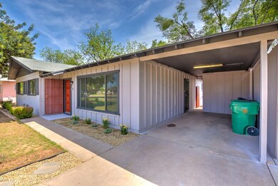 1029 W 10th St-4