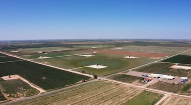 5104 C R 6100, Lubbock, TX 79415 - photo 2