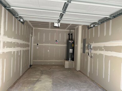 208 Henderson St, Bonham, TX 75418 - photo 4