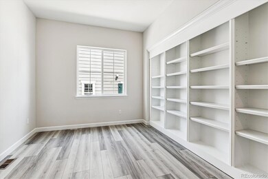 7232 S Waterloo Way, Aurora, CO 80016 - photo 2