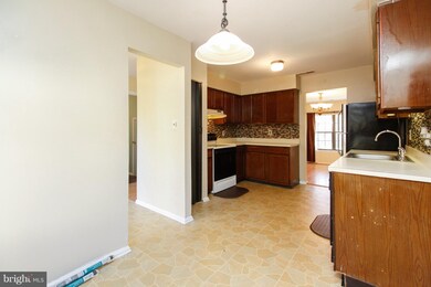 56 E Oleander Dr, Mount Laurel, NJ 08054 - photo 5