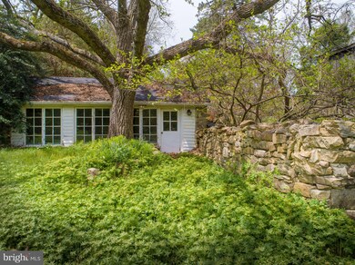 3070 Horseshoe Trail, Chester Springs, PA 19425 - photo 7