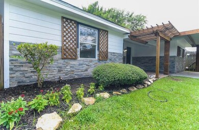 3534 Noah St, Houston, TX 77021 - photo 3