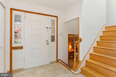 3220 Prince William Dr, Fairfax, VA 22031 - photo 7