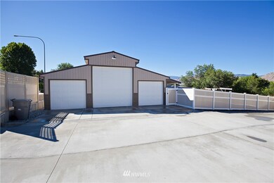 1922 Sunset Hwy N, East Wenatchee, WA 98802 - photo 5