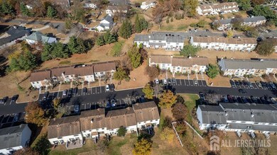 229 Hampshire Ct, Piscataway, NJ 08854 - photo 4