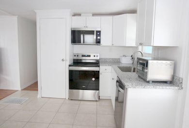 333 Desoto St, Nokomis, FL 34275 - photo 2