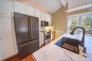 188 Holly Haven Rd, Weems, VA 22576 - photo 6