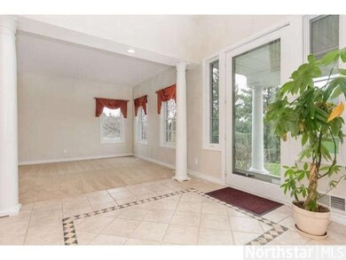 6117 Creek Ridge Ct, Minnetonka, MN 55345 - photo 2