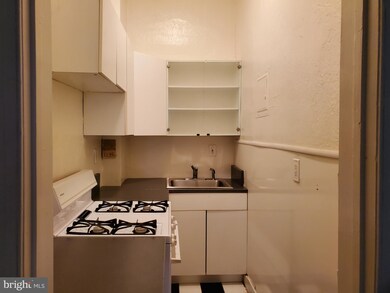 1332 Vermont Ave NW unit 2, Washington, DC 20005 - photo 3