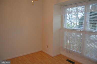 29 Gravenhurst Ct, North Potomac, MD 20878 - photo 5