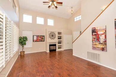 372 N Neuman Pl Chandler AZ-large-003-14