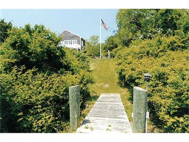 126 S Jerry Cove, Wakefield, RI 02879 - photo 4