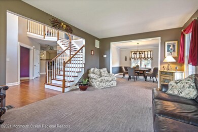 012_08living_room