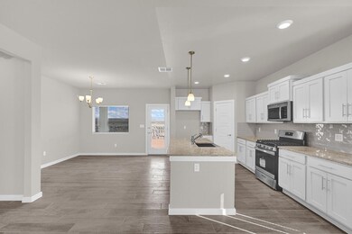 13744 Lago Vista Ave, Horizon City, TX 79928 - photo 7