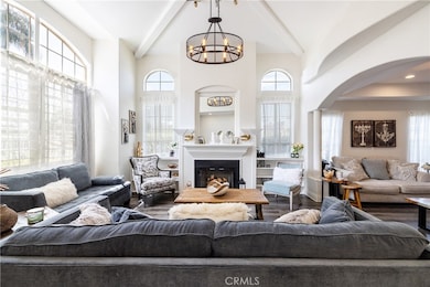 10012 Reseda Blvd unit B, Northridge, CA 91324 - photo 2