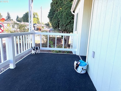 2150 Laura St unit 119, Springfield, OR 97477 - photo 4