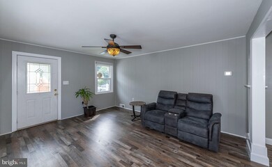 1267 Maple Ave, Halethorpe, MD 21227 - photo 4