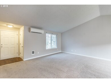 1045 Cascade Ln, Molalla, OR 97038 - photo 6