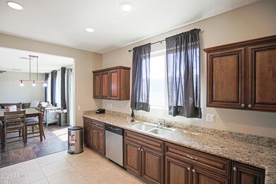Constance Way Phoenix AZ 85042 X-6