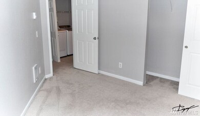 1227 S 238th Ln unit 802, Des Moines, WA 98198 - photo 3