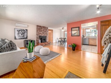 1922 Minda Dr, Eugene, OR 97401 - photo 5