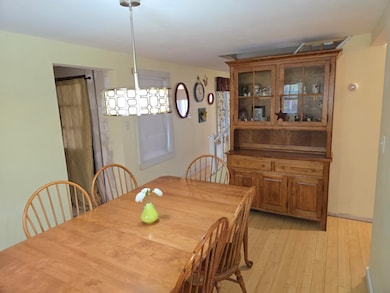 8 42nd St, Claremont, NH 03743 - photo 5