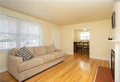 8709 Mapleton Rd, Henrico, VA 23229 - photo 5